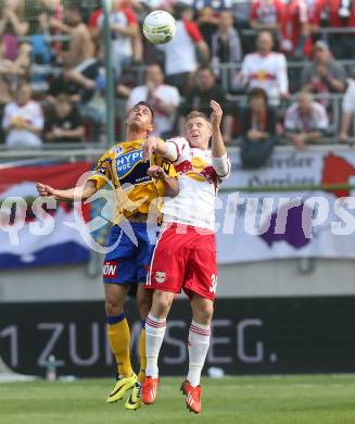 Fussball. OEFB Samsung Cup. Finale. Red Bull Salzburg gegen SKN St. Poelten. Martin Hinteregger, (Salzburg), Bernhard Fucik (St.Poelten). Klagenfurt, 18.6.2014.
Foto: Kuess
---
pressefotos, pressefotografie, kuess, qs, qspictures, sport, bild, bilder, bilddatenbank