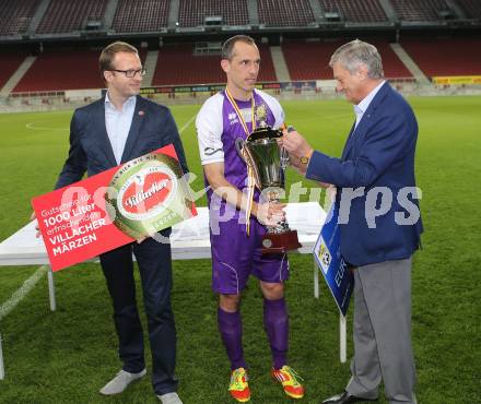 Fussball KFV Cup. Finale. SK Austria Klagenfurt gegen Lendorf. Christian Prawda, Werner Lippitz (Klagenfurt). KLagenfurt, am 20.5.2014.
Foto: Kuess
---
pressefotos, pressefotografie, kuess, qs, qspictures, sport, bild, bilder, bilddatenbank