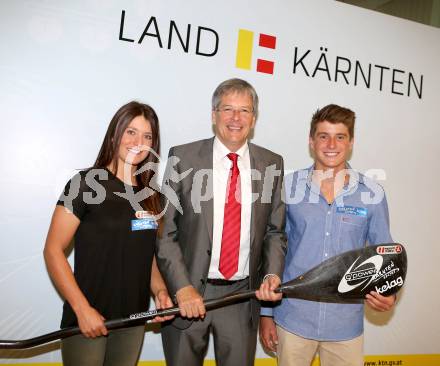 Wildwassersport. Lisa Leitner, Landeshauptmann Peter Kaiser, Mario Leitner. Klagenfurt, am 23.5.2014.
Foto: Kuess
---
pressefotos, pressefotografie, kuess, qs, qspictures, sport, bild, bilder, bilddatenbank