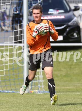 Fussball Kaerntner Liga. Koettmannsdorf gegen St. Veit. Martin Schellander (Koettmannsdorf). Koettmannsdorf, 25.5.2014.
Foto: Kuess
---
pressefotos, pressefotografie, kuess, qs, qspictures, sport, bild, bilder, bilddatenbank