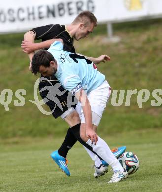 Fussball Kaerntner Liga. Koettmannsdorf gegen St. Veit. Aner Mandzic,  (Koettmannsdorf), Manuel Riesser (St.Veit). Koettmannsdorf, 25.5.2014.
Foto: Kuess
---
pressefotos, pressefotografie, kuess, qs, qspictures, sport, bild, bilder, bilddatenbank