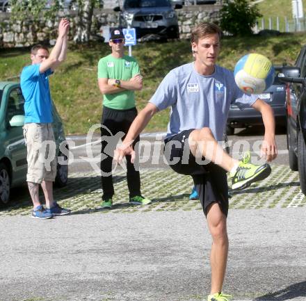 Schi Nordisch. Schispringen. Training OESV Nationalteam. Gregor Schlierenzauer, Andreas Widhoelzl, Heinz Kuttin. Villacher Alpenarena, am 27.5.2014.
Foto: Kuess
---
pressefotos, pressefotografie, kuess, qs, qspictures, sport, bild, bilder, bilddatenbank