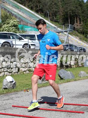 Schi Nordisch. Schispringen. Training OESV Nationalteam. Stefan Kraft. Villacher Alpenarena, am 27.5.2014.
Foto: Kuess
---
pressefotos, pressefotografie, kuess, qs, qspictures, sport, bild, bilder, bilddatenbank