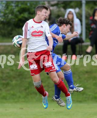 Fussball Unterliga Ost. Ludmannsdorf gegen Glanegg. Miralem Ramic(Ludmannsdorf), Jean Noel Scheriau (Glanegg). Ludmannsdorf, am 29.5.2014.
Foto: Kuess
---
pressefotos, pressefotografie, kuess, qs, qspictures, sport, bild, bilder, bilddatenbank