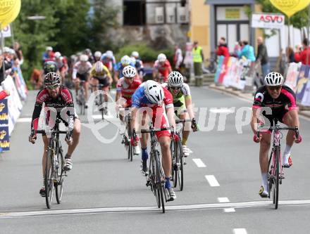 Radsport. Grand Prix Suedkaerntnen.  Zielsprint. Markus Eibegger, Matej Mugerli, Andrea Pasqualon. Voelkermarkt, am 1.6.2014.
Foto: Kuess
---
pressefotos, pressefotografie, kuess, qs, qspictures, sport, bild, bilder, bilddatenbank