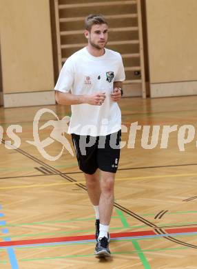 Fussball Bundesliga. Trainingsbeginn WAC. Manuel Weber. Wolfsberg, am 3.6.2014.
Foto: Kuess
---
pressefotos, pressefotografie, kuess, qs, qspictures, sport, bild, bilder, bilddatenbank