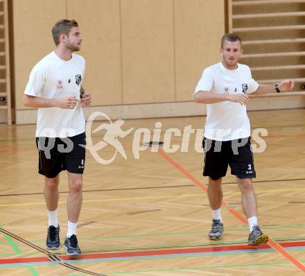 Fussball Bundesliga. Trainingsbeginn WAC. Manuel Weber, Manuel Kerhe. Wolfsberg, am 3.6.2014.
Foto: Kuess
---
pressefotos, pressefotografie, kuess, qs, qspictures, sport, bild, bilder, bilddatenbank