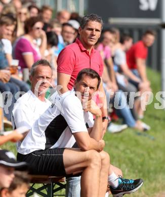 Fussball Bundesliga. Testspiel. RZ Pellets WAC gegen SV Kapfenberg.  Tormanntrainer Adi Preschern, Co-Trainer, Trainer Dietmar Kuehbauer (WAC). Bad St. Leonhard, am 27.6.2014.
Foto: Kuess
---
pressefotos, pressefotografie, kuess, qs, qspictures, sport, bild, bilder, bilddatenbank