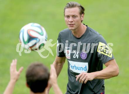 Fussball Bundesliga. Testspiel. FK Austria Wien gegen FC Dinamo Moskau.  Roman Kienast (Austria). Seeboden, am 2.7.2014.
Foto: Kuess

---
pressefotos, pressefotografie, kuess, qs, qspictures, sport, bild, bilder, bilddatenbank