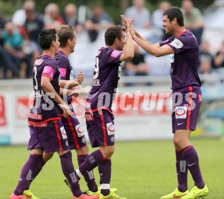 Fussball Bundesliga. Testspiel. FK Austria Wien gegen FC Dinamo Moskau.  Torjubel Markus Suttner (Austria). Seeboden, am 2.7.2014.
Foto: Kuess

---
pressefotos, pressefotografie, kuess, qs, qspictures, sport, bild, bilder, bilddatenbank