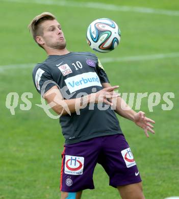 Fussball Bundesliga. Testspiel. FK Austria Wien gegen FC Dinamo Moskau.  Alexander Gruenwald (Austria). Seeboden, am 2.7.2014.
Foto: Kuess

---
pressefotos, pressefotografie, kuess, qs, qspictures, sport, bild, bilder, bilddatenbank