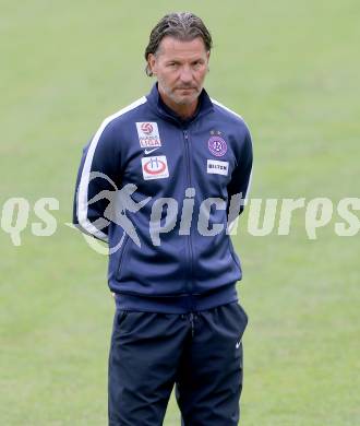 Fussball Bundesliga. Testspiel. FK Austria Wien gegen FC Dinamo Moskau.  Trainer Baumgartner, (Austria). Seeboden, am 2.7.2014.
Foto: Kuess

---
pressefotos, pressefotografie, kuess, qs, qspictures, sport, bild, bilder, bilddatenbank