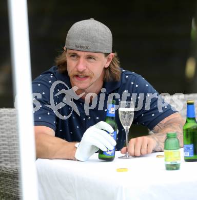 Eishockey. Golf. Lederhosengolfturnier.  Michael Grabner. Klopeinersee, am 5.7.2014.
Foto: Kuess
---
pressefotos, pressefotografie, kuess, qs, qspictures, sport, bild, bilder, bilddatenbank