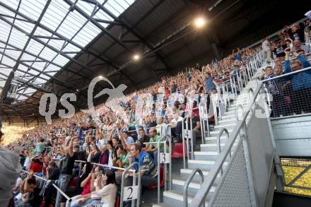 Fussball Testspiel. RZ Pellets WAC gegen Chelsea FC.  Fans. Woerthersee Stadion. Klagenfurt, am 23.7.2014.
Foto: Kuess
---
pressefotos, pressefotografie, kuess, qs, qspictures, sport, bild, bilder, bilddatenbank