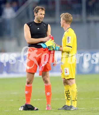 Fussball Testspiel. RZ Pellets WAC gegen Chelsea FC.  Leiberltausch, Christian Dobnik,  (WAC), Petr Cech (Chelsea). Klagenfurt, am 23.7.2014.
Foto: Kuess
---
pressefotos, pressefotografie, kuess, qs, qspictures, sport, bild, bilder, bilddatenbank