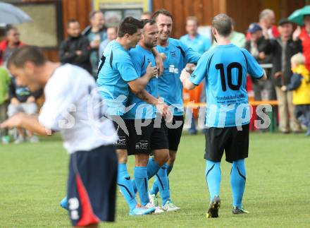 Fussball. Unterliga Ost. SG Magdalensberg/Eberndorfer AC gegen SPG FC Poggersdorf KM. Torjubel (Magdalensberg). Pischeldorf, am 26.7.2014.
Foto: Kuess
---
pressefotos, pressefotografie, kuess, qs, qspictures, sport, bild, bilder, bilddatenbank