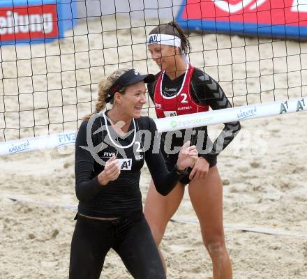 Beach Volleyball Grand Slam. Bianca Zass, (AUT), Jubel Kerri Walsh (USA). Klagenfurt, 30.7.2014.
Foto: Kuess
---
pressefotos, pressefotografie, kuess, qs, qspictures, sport, bild, bilder, bilddatenbank