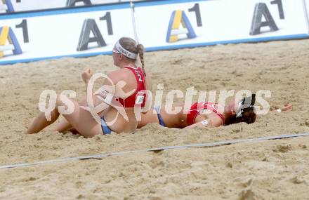 Beachvolleyball Grand Slam. Jubel Lena Maria Plesiutschnig, Katharina Elisabeth Schuetzenhoefer (AUT). Klagenfurt, 31.7.2014.
Foto: Kuess

---
pressefotos, pressefotografie, kuess, qs, qspictures, sport, bild, bilder, bilddatenbank