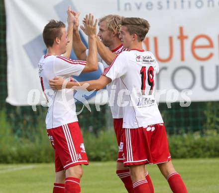 Fussball Unterliga Ost. Ludmannsdorf gegen Liebenfels. Torjubel Dejan Smeh, Patrick Quantschnig, Markus Partl (Ludmannsdorf). Ludmannsdorf, 3.8.2014.
Foto: Kuess
---
pressefotos, pressefotografie, kuess, qs, qspictures, sport, bild, bilder, bilddatenbank