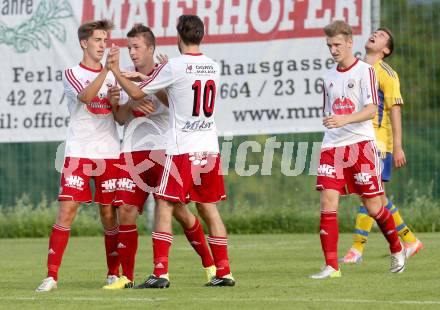 Fussball Unterliga Ost. Ludmannsdorf gegen Liebenfels. Torjubel Ludmannsdorf. Ludmannsdorf, 3.8.2014.
Foto: Kuess
---
pressefotos, pressefotografie, kuess, qs, qspictures, sport, bild, bilder, bilddatenbank