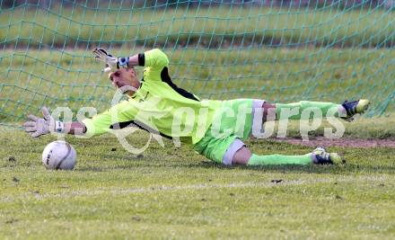 Fussball 1. Klasse C2. HSV gegen Ebental. Martin KLemen  (Ebental). Lendorf, am 2.8.2014.
Foto: Kuess
---
pressefotos, pressefotografie, kuess, qs, qspictures, sport, bild, bilder, bilddatenbank