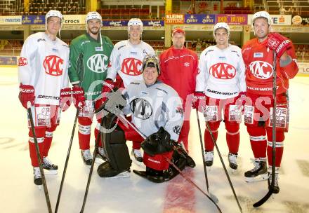 EBEL. Training KAC. Thomas Hundertpfund, Jean-Francois Jacques, Kim Stroemberg, Martin Stloukal, Luke Pither, Kyle Wharton, Pekka Tuokkola. KLagenfurt, am 4.8.2014.
Foto: Kuess
---
pressefotos, pressefotografie, kuess, qs, qspictures, sport, bild, bilder, bilddatenbank