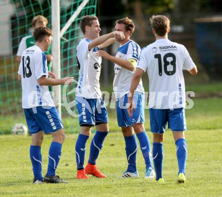 Fussball 1. Klasse C2. HSV gegen Ebental. Torjubel (Ebental). Lendorf, am 2.8.2014.
Foto: Kuess
---
pressefotos, pressefotografie, kuess, qs, qspictures, sport, bild, bilder, bilddatenbank