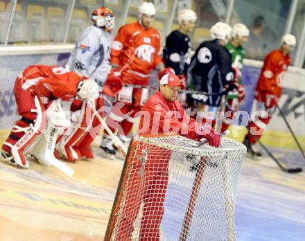 EBEL. Training KAC. Trainer Martin Stloukal. KLagenfurt, am 4.8.2014.
Foto: Kuess
---
pressefotos, pressefotografie, kuess, qs, qspictures, sport, bild, bilder, bilddatenbank