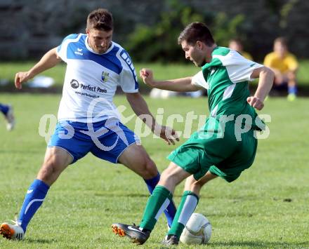 Fussball 1. Klasse C2. HSV gegen Ebental. Mario Krall, (HSV), Began Kujrakovic  (Ebental). Lendorf, am 2.8.2014.
Foto: Kuess
---
pressefotos, pressefotografie, kuess, qs, qspictures, sport, bild, bilder, bilddatenbank