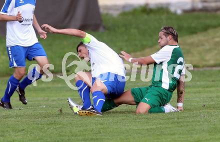 Fussball 1. Klasse C2. HSV gegen Ebental. Heinz Robert Worsch,  (HSV),  David Valtiner (Ebental). Lendorf, am 2.8.2014.
Foto: Kuess
---
pressefotos, pressefotografie, kuess, qs, qspictures, sport, bild, bilder, bilddatenbank