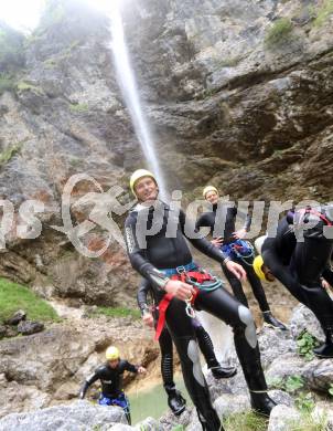 Fussball. Teambuilding. Canyoning. SK Austria Klagenfurt. Manfred Bender. Soca Tal, 25.7.2014.
Foto: Kuess
---
pressefotos, pressefotografie, kuess, qs, qspictures, sport, bild, bilder, bilddatenbank