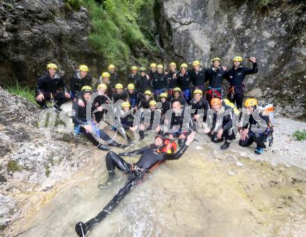 Fussball. Teambuilding. Canyoning. SK Austria Klagenfurt. Soca Tal, 25.7.2014.
Foto: Kuess
---
pressefotos, pressefotografie, kuess, qs, qspictures, sport, bild, bilder, bilddatenbank