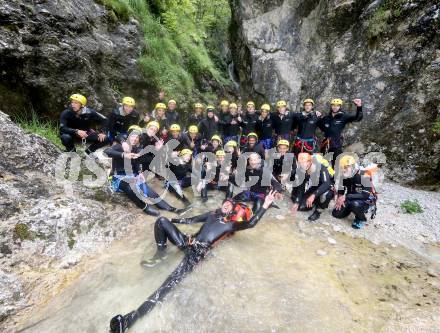 Fussball. Teambuilding. Canyoning. SK Austria Klagenfurt. Soca Tal, 25.7.2014.
Foto: Kuess
---
pressefotos, pressefotografie, kuess, qs, qspictures, sport, bild, bilder, bilddatenbank