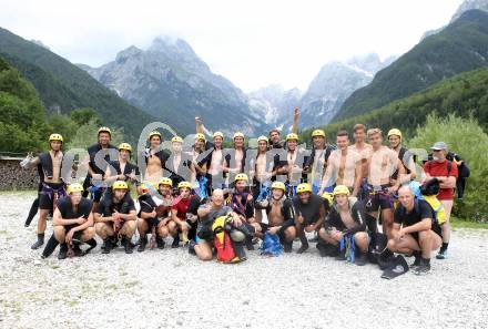 Fussball. Teambuilding. Canyoning. SK Austria Klagenfurt. Soca Tal, 25.7.2014.
Foto: Kuess
---
pressefotos, pressefotografie, kuess, qs, qspictures, sport, bild, bilder, bilddatenbank