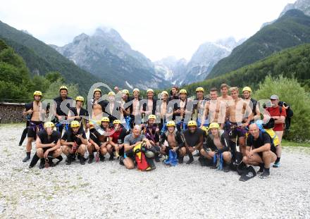 Fussball. Teambuilding. Canyoning. SK Austria Klagenfurt. Soca Tal, 25.7.2014.
Foto: Kuess
---
pressefotos, pressefotografie, kuess, qs, qspictures, sport, bild, bilder, bilddatenbank