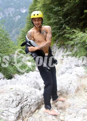 Fussball. Teambuilding. Canyoning. SK Austria Klagenfurt. Rajko Rep. Soca Tal, 25.7.2014.
Foto: Kuess
---
pressefotos, pressefotografie, kuess, qs, qspictures, sport, bild, bilder, bilddatenbank