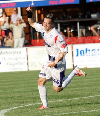 Fussball. Regionalliga. SAK gegen Voecklamarkt. Torjubel Tadej Zagar-Knez (SAK). Klagenfurt, 8.8.2014.
Foto: Kuess
---
pressefotos, pressefotografie, kuess, qs, qspictures, sport, bild, bilder, bilddatenbank