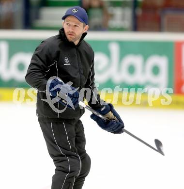 EBEL Eishockey Bundesliga. Training VSV.  Tormanntrainer Markus Kerschbaumer. Villach, am 8.8.2014.
Foto: Kuess
---
pressefotos, pressefotografie, kuess, qs, qspictures, sport, bild, bilder, bilddatenbank