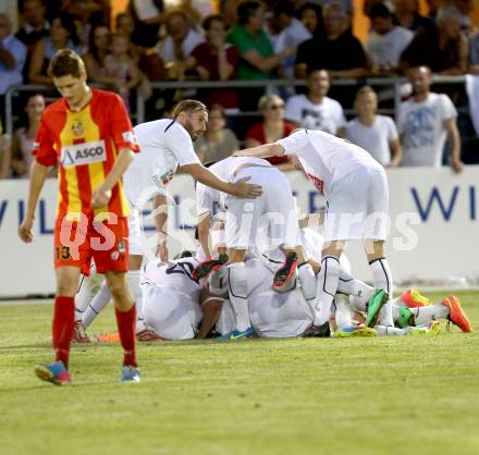 Fussball Regionalliga. ATSV Wolfsberg gegen WAC Amateure. Torjubel WAC. Wolfsberg, 8.8.2014.
Foto: Kuess
---
pressefotos, pressefotografie, kuess, qs, qspictures, sport, bild, bilder, bilddatenbank