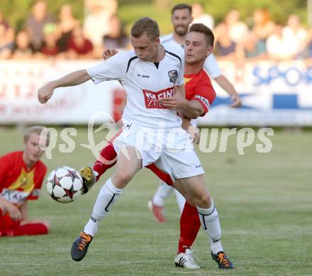 Fussball Regionalliga. ATSV Wolfsberg gegen WAC Amateure. Alexander Kirisits,  (ATSV), Christoph Rabitsch (WAC Amateure). Wolfsberg, 8.8.2014.
Foto: Kuess
---
pressefotos, pressefotografie, kuess, qs, qspictures, sport, bild, bilder, bilddatenbank