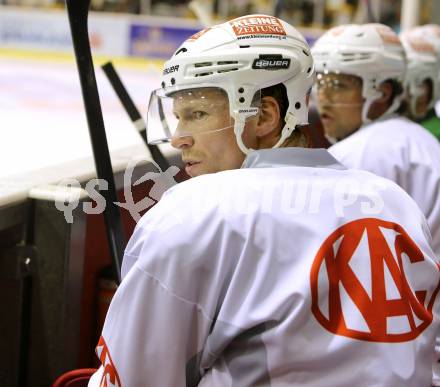 EBEL. Eishockey Bundesliga. Schautraining. Autogrammstunde.   Jamie Lundmark. Klagenfurt, 13.8.2014.
Foto: Kuess
---
pressefotos, pressefotografie, kuess, qs, qspictures, sport, bild, bilder, bilddatenbank