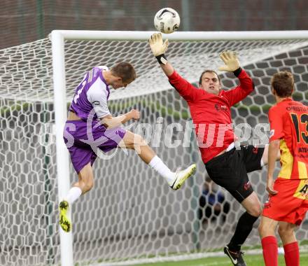 Fussball Regionalliga. Austria Klagenfurt gegen ATSV Wolfsberg. Patrik Eler (Austria Klagenfurt), Markus Heritzer (ATSV). Wolfsberg, 8.8.2014.
Foto: Kuess
---
pressefotos, pressefotografie, kuess, qs, qspictures, sport, bild, bilder, bilddatenbank