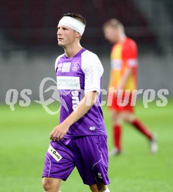 Fussball Regionalliga. Austria Klagenfurt gegen ATSV Wolfsberg. Verletzt Fabian Miesenboeck (Austria Klagenfurt). Wolfsberg, 8.8.2014.
Foto: Kuess
---
pressefotos, pressefotografie, kuess, qs, qspictures, sport, bild, bilder, bilddatenbank