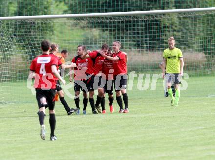 Fussball. Kaerntner Liga. Maria Saal gegen Koettmannsdorf. Torjubel (Maria Saal). Maria Saal, 16.8.2014.
Foto: Kuess
---
pressefotos, pressefotografie, kuess, qs, qspictures, sport, bild, bilder, bilddatenbank