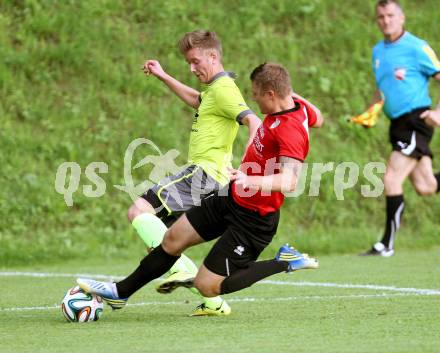 Fussball. Kaerntner Liga. Maria Saal gegen Koettmannsdorf. Kevin Puschl Schliefnig (Maria Saal), Michael Jakopitsch (Koettmannsdorf). Maria Saal, 16.8.2014.
Foto: Kuess
---
pressefotos, pressefotografie, kuess, qs, qspictures, sport, bild, bilder, bilddatenbank