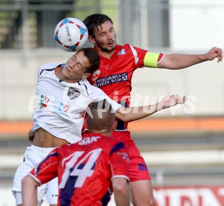 Fussball Regionalliga. RZ Pellets WAC Amateure gegen SAK. Bastian Rupp,  (WAC), Patrick Lausegger (SAK). Wolfsberg, 17.8.2014.
Foto: Kuess
---
pressefotos, pressefotografie, kuess, qs, qspictures, sport, bild, bilder, bilddatenbank