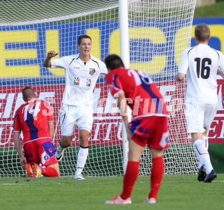 Fussball Regionalliga. RZ Pellets WAC Amateure gegen SAK. Torjubel Bastian Rupp (WAC). Wolfsberg, 17.8.2014.
Foto: Kuess
---
pressefotos, pressefotografie, kuess, qs, qspictures, sport, bild, bilder, bilddatenbank