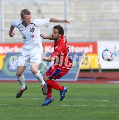 Fussball Regionalliga. RZ Pellets WAC Amateure gegen SAK. Christoph Rabitsch, (WAC), Helmut Koenig (SAK). Wolfsberg, 17.8.2014.
Foto: Kuess
---
pressefotos, pressefotografie, kuess, qs, qspictures, sport, bild, bilder, bilddatenbank