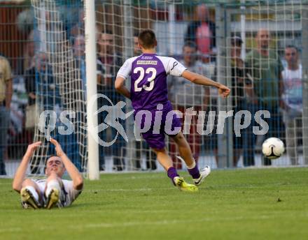 Fussball Regionalliga. SAK gegen SK Auustria Klagenfurt.  Aleksandar Kocic,   (SAK), Patrik Eler (Austria Klagenfurt). Welzenegg, am 22.8.2014.
Foto: Kuess
---
pressefotos, pressefotografie, kuess, qs, qspictures, sport, bild, bilder, bilddatenbank