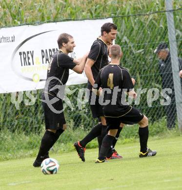 Fussball. Kaerntner Liga. Koettmannsdorf gegen ASV. Torjubel (Koettmannsdorf). Koettmannsdorf, 24.8.2014.
Foto: Kuess
---
pressefotos, pressefotografie, kuess, qs, qspictures, sport, bild, bilder, bilddatenbank